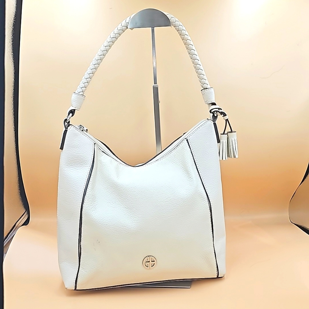EUC GIANI BERNINI CREAM SHOULDER BAG